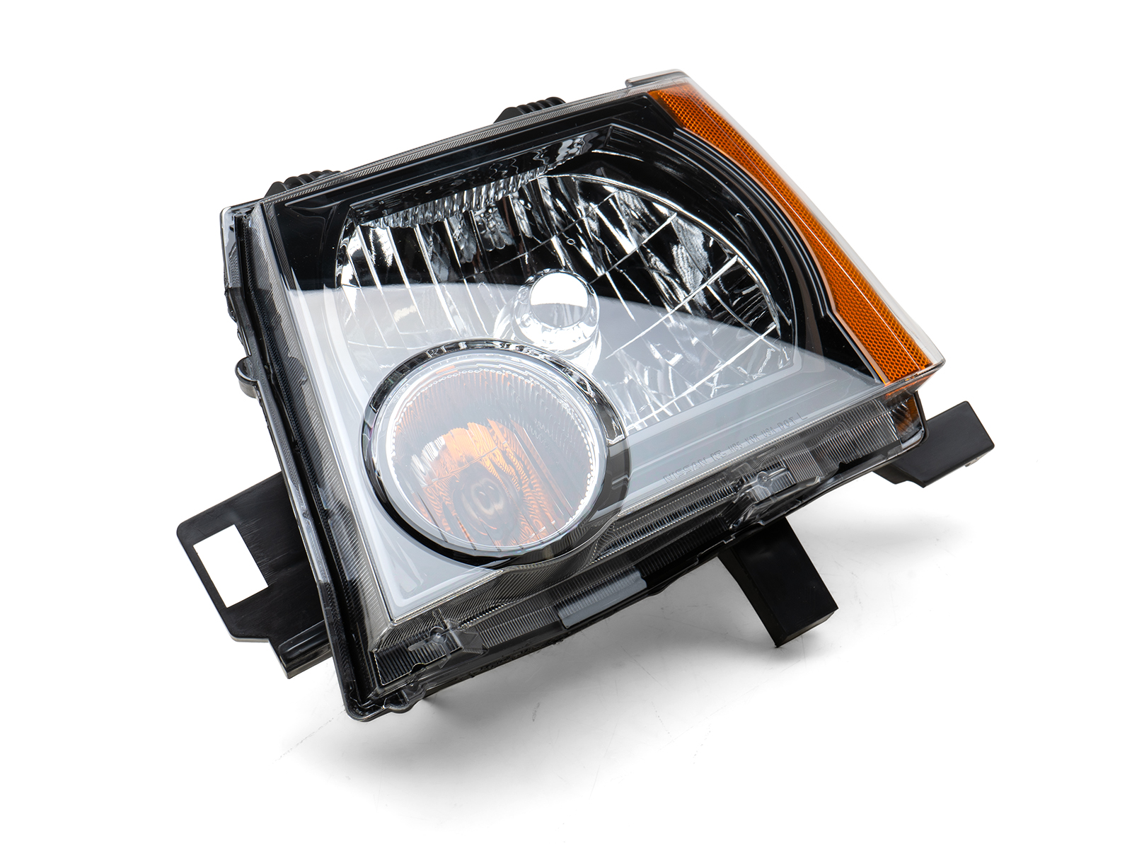 OEM '05-'15 Nissan Xterra Headlight Assembly - Black